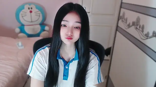 Snapshot of xiao-xiao-D chatting on 17, 12, 2025 xiao-xiao-D online show from 17, 12, 2025