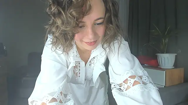 Snapshot of Cute_smile_sharon chatting on 19, 12, 2024 Cute smile sharon online show from 19, 12, 2024