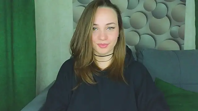 Snapshot of Cute_smile_sharon chatting on 12, 9, 2025 Cute smile sharon online show from 12, 9, 2025