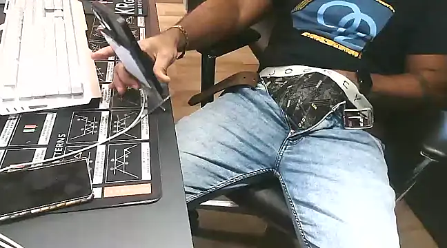 Snapshot of Nil_Talreja chatting on 27, 1, 2025 Nil Talreja online show from 27, 1, 2025