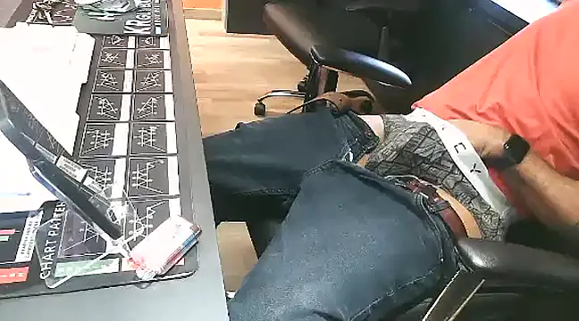 Snapshot of Nil_Talreja chatting on 4, 2, 2025 Nil Talreja online show from 4, 2, 2025