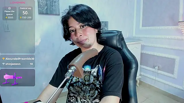 Snapshot of Lily_Martinez chatting on 12, 9, 2025 Lily Martinez online show from 12, 9, 2025