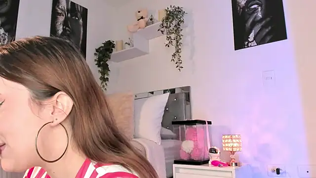 Snapshot of Alissonroses chatting on 26, 9, 2025 Alissonroses online show from 26, 9, 2025