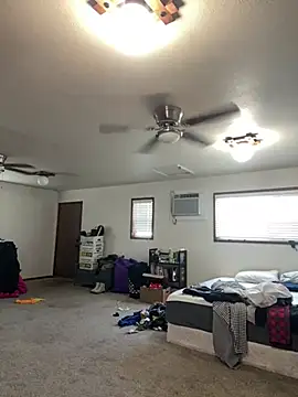 Snapshot of sexy_wife95 chatting on 11, 3, 2025 sexy wife95 online show from 11, 3, 2025