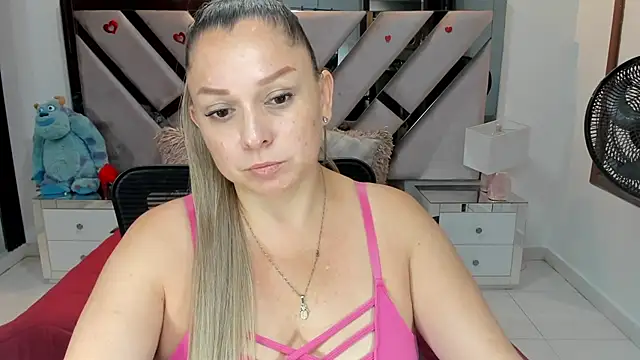 natalia5560 online show from 8, 10, 2025