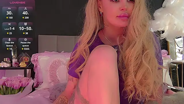 Snapshot of Marussia_luxury chatting on 8, 3, 2025 Marussia luxury online show from 8, 3, 2025