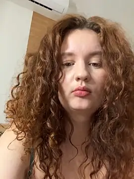 Snapshot of Anna_Desire_ chatting on 14, 12, 2025 Anna Desire online show from 14, 12, 2025