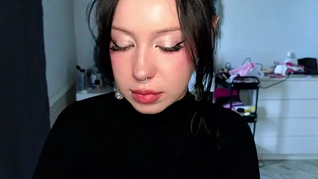 Snapshot of MoranaMissGod chatting on 25, 6, 2026 MoranaMissGod online show from 25, 6, 2026