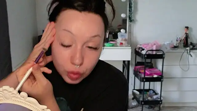 Snapshot of MoranaMissGod chatting on 16, 7, 2026 MoranaMissGod online show from 16, 7, 2026