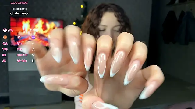 LilianGrindle online show from 28, 11, 2025