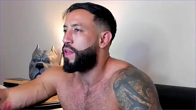 Snapshot of BradLeon_ chatting on 24, 9, 2025 BradLeon online show from 24, 9, 2025