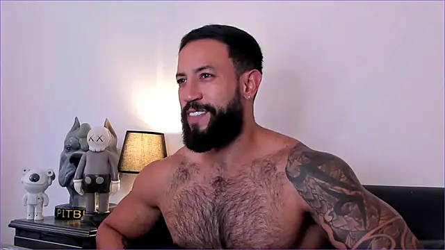 Snapshot of BradLeon_ chatting on 20, 11, 2025 BradLeon online show from 20, 11, 2025