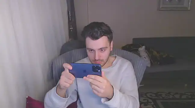 handsomeee04 online show from 7, 3, 2025