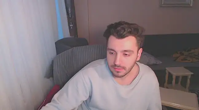 handsomeee04 online show from 11, 3, 2025