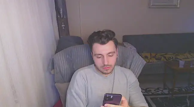 handsomeee04 online show from 15, 3, 2025