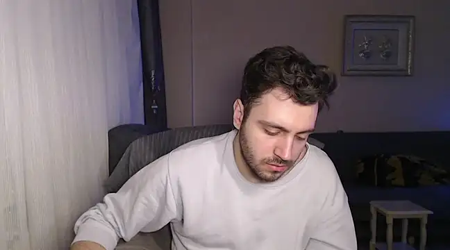 handsomeee04 online show from 20, 3, 2025