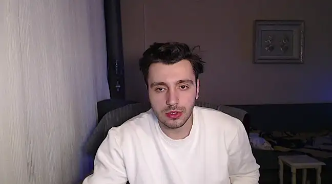 handsomeee04 online show from 23, 3, 2025