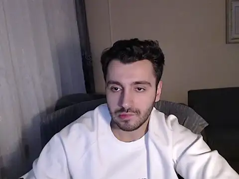 handsomeee04 online show from 2, 12, 2025