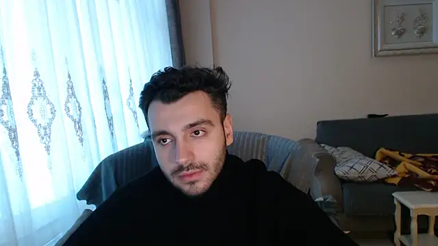 handsomeee04 online show from 14, 12, 2025