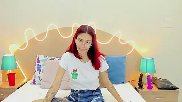 Snapshot of Nicole_Angels_ chatting on 22, 3, 2025 Nicole Angels online show from 22, 3, 2025