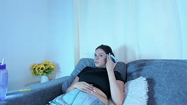 Snapshot of Abril_jones10 chatting on 31, 1, 2025 Abril jones10 online show from 31, 1, 2025