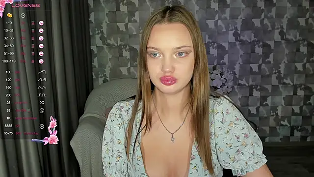 Lovely Lure online show from 27, 1, 2025