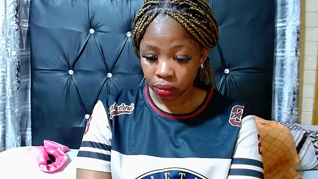 Snapshot of EROTIC_BARBIE28 chatting on 31, 5, 2026 EROTIC BARBIE28 online show from 31, 5, 2026