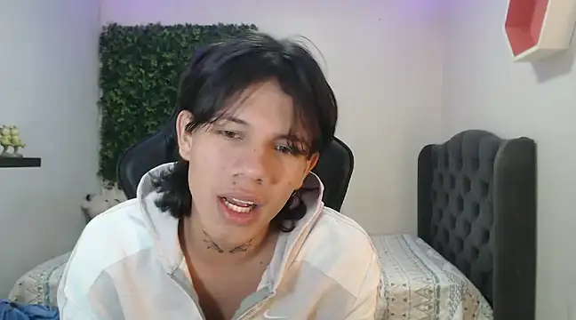 Snapshot of andy_dan18 chatting on 15, 1, 2025 andy dan18 online show from 15, 1, 2025