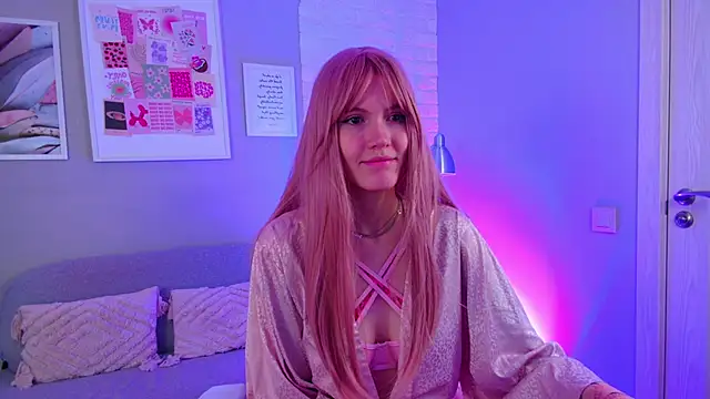 Snapshot of NellieLoyns chatting on 4, 2, 2025 NellieLoyns online show from 4, 2, 2025