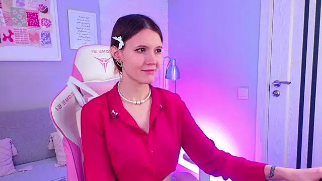 Snapshot of NellieLoyns chatting on 23, 2, 2025 NellieLoyns online show from 23, 2, 2025