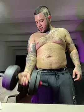 El Titan1998 online show from 9, 9, 2025