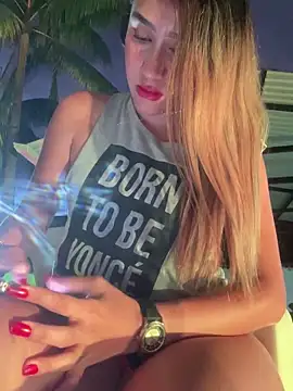 Snapshot of Mariapaula chatting on 4, 1, 2025 Mariapaula online show from 4, 1, 2025