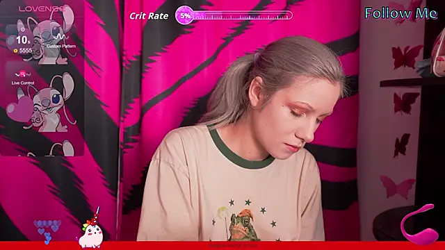 Snapshot of Vasya_Sylvia chatting on 3, 10, 2025 Vasya Sylvia online show from 3, 10, 2025