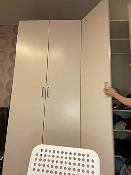 Snapshot of Cuteroxyfoxy chatting on 22, 10, 2025 Cuteroxyfoxy online show from 22, 10, 2025