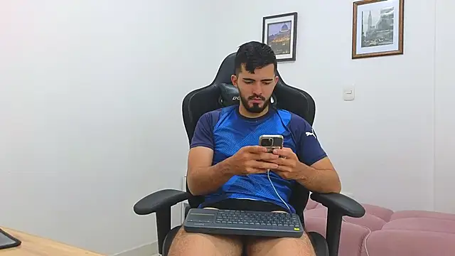 Massimoo 07 online show from 31, 1, 2025