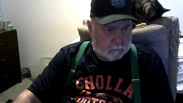 Snapshot of viejo_oso chatting on 1, 12, 2025 viejo oso online show from 1, 12, 2025