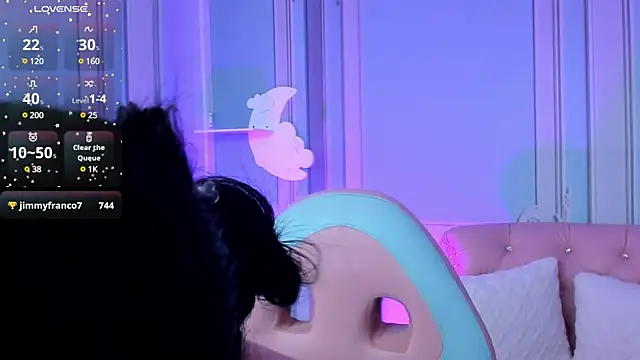 stefany duque1  online show from 31, 12, 2024