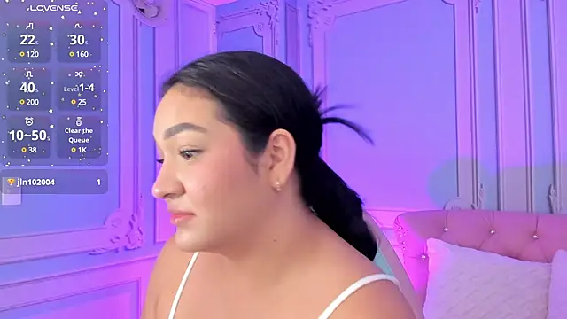 stefany duque1  online show from 18, 1, 2025