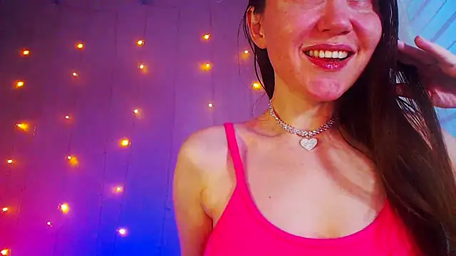 Snapshot of MelanyOx chatting on 25, 12, 2024 MelanyOx online show from 25, 12, 2024