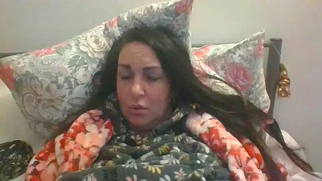 BELLAMORGANE1 online show from 23, 12, 2024