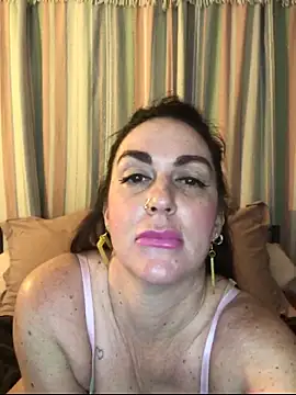 BELLAMORGANE1 online show from 2, 4, 2026