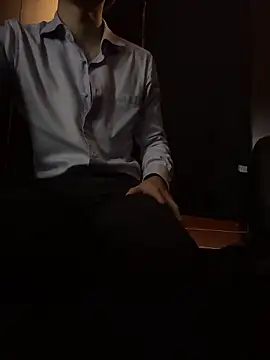 Snapshot of miichannnnn chatting on 6, 10, 2025 miichannnnn online show from 6, 10, 2025