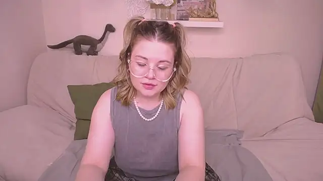 Snapshot of TessPleasure chatting on 28, 12, 2024 TessPleasure online show from 28, 12, 2024