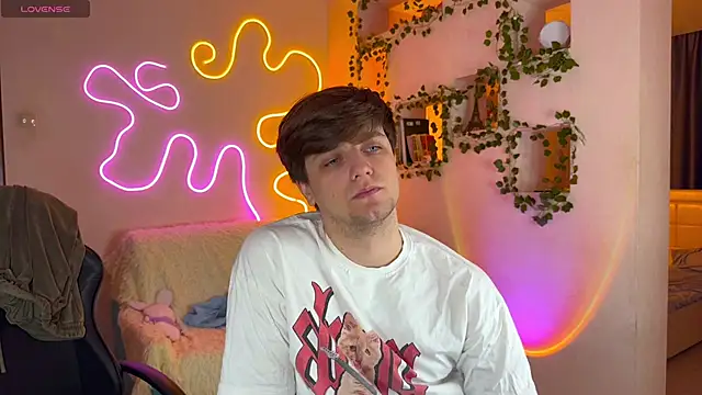 RobertAndLinela online show from 12, 10, 2025