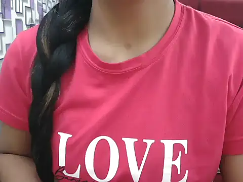 Snapshot of Somiya87 chatting on 14, 11, 2025 Somiya87 online show from 14, 11, 2025