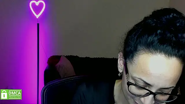 Arianasweety23 online show from 9, 2, 2025