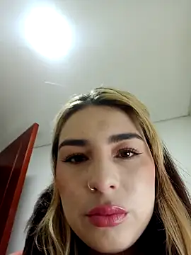Snapshot of VictoriaMolina chatting on 15, 9, 2025 VictoriaMolina online show from 15, 9, 2025