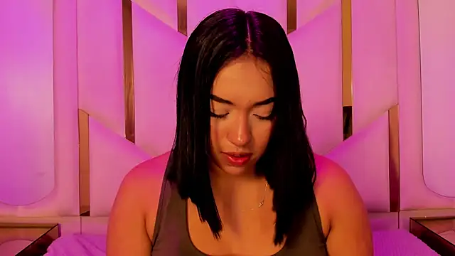 Snapshot of IsabellRodriguez18 chatting on 15, 5, 2026 IsabellRodriguez18 online show from 15, 5, 2026
