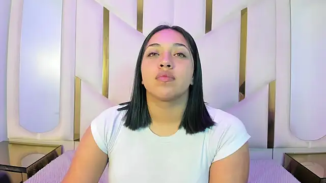 Snapshot of IsabellRodriguez18 chatting on 21, 5, 2026 IsabellRodriguez18 online show from 21, 5, 2026