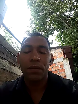 yaxom33 online show from 25, 2, 2026